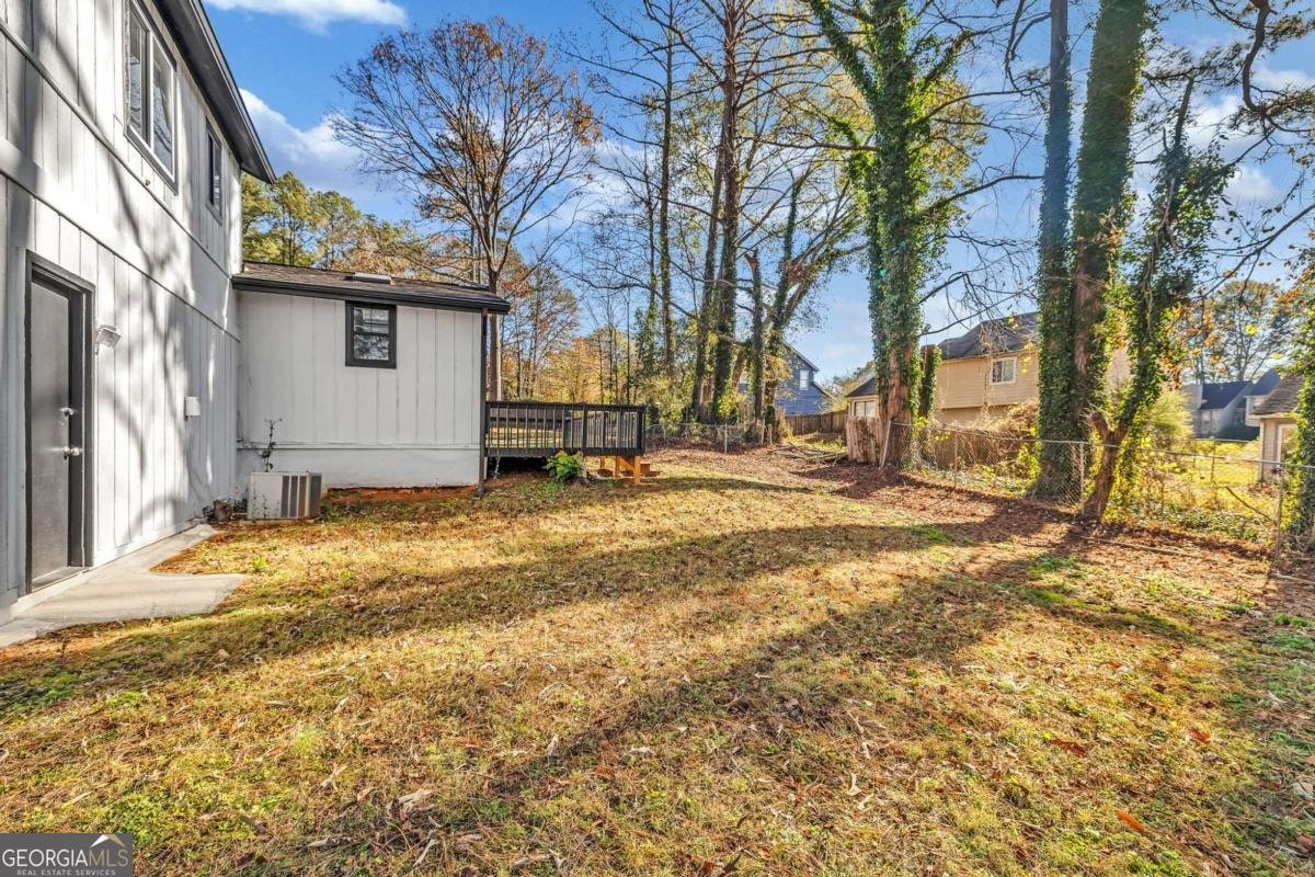 3959 Wood Path Drive Stone Mountain - Photo 31