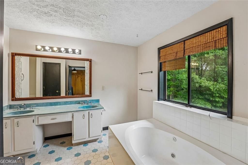 8137 Jenkins Road Winston - Photo 24