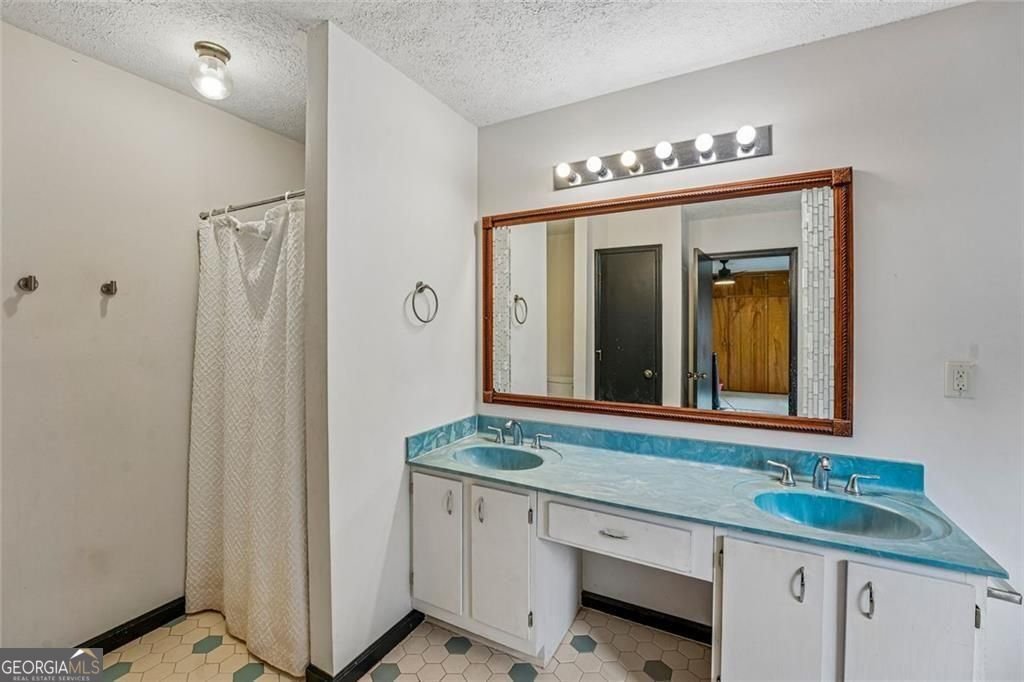 8137 Jenkins Road Winston - Photo 25