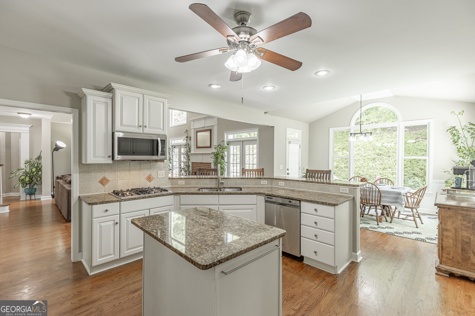 272 Lostwood Trail Sugar Hill - Photo 17
