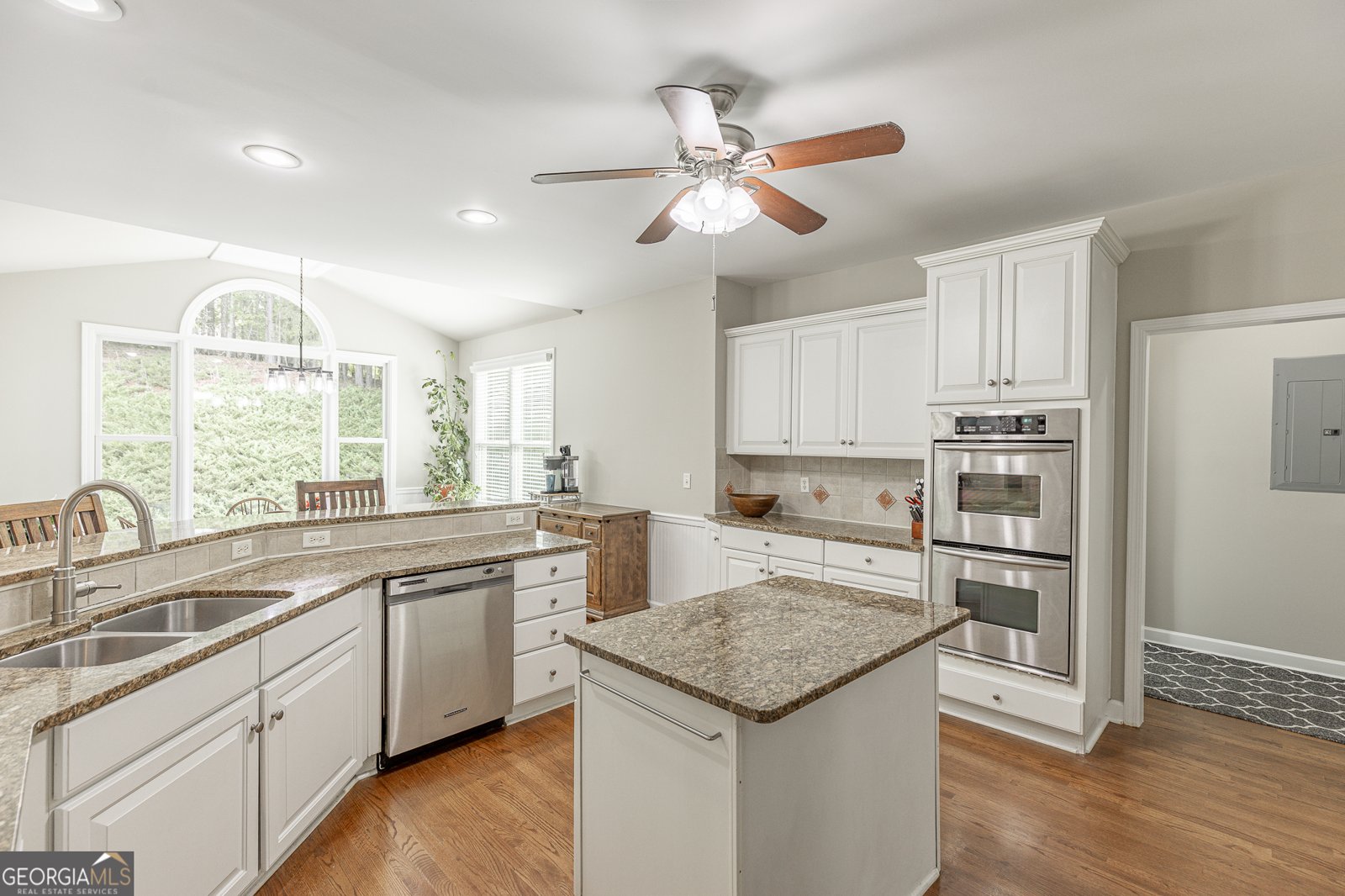 272 Lostwood Trail Sugar Hill - Photo 18