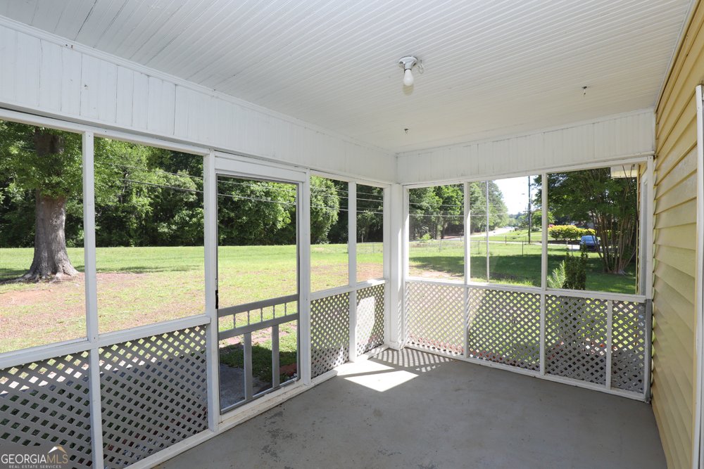 1186 Tugalo Street Toccoa - Photo 12