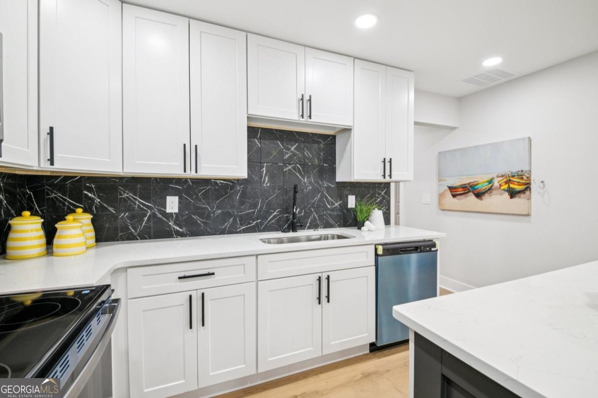 354 Brooks Avenue Atlanta - Photo 11