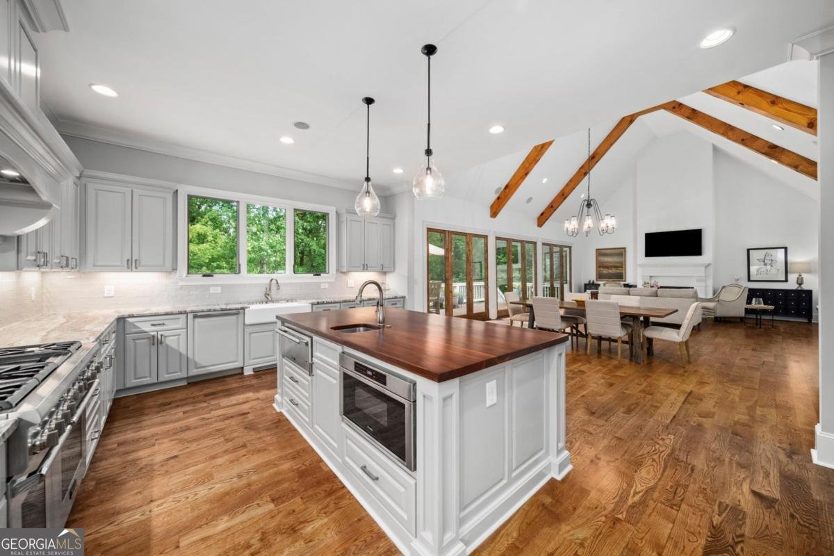 6321 Hunting Creek Road Sandy Springs - Photo 18