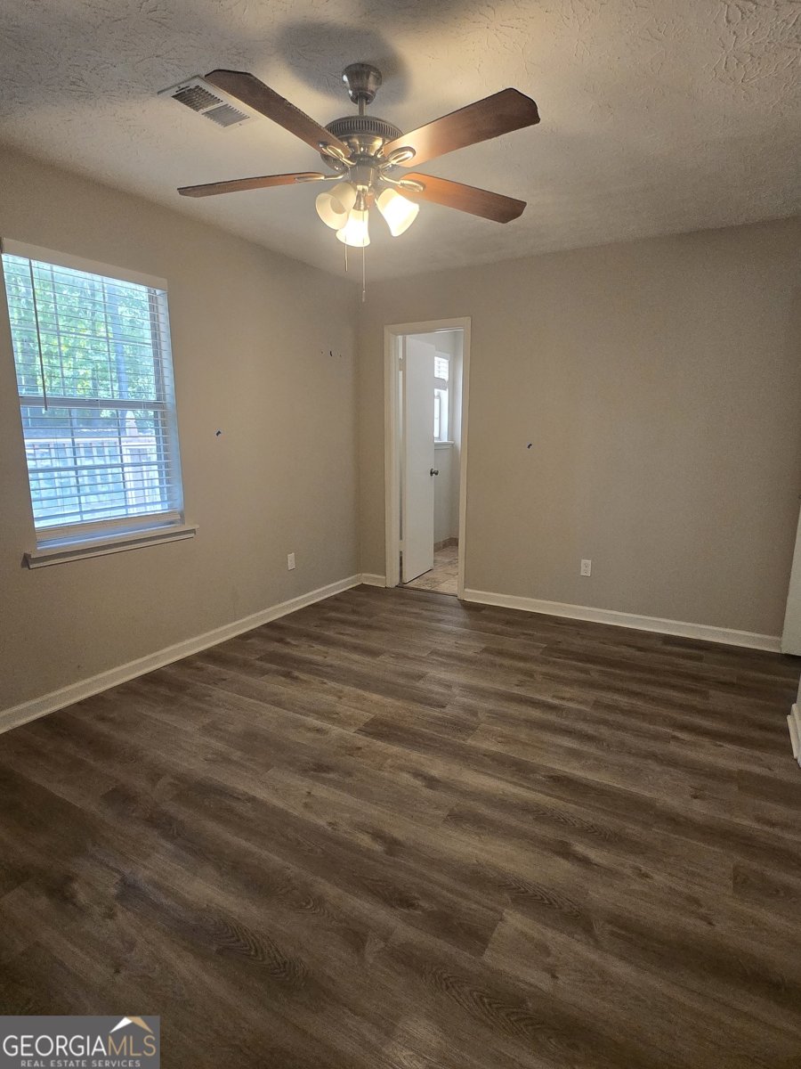 125 Country Woods Drive Covington - Photo 10