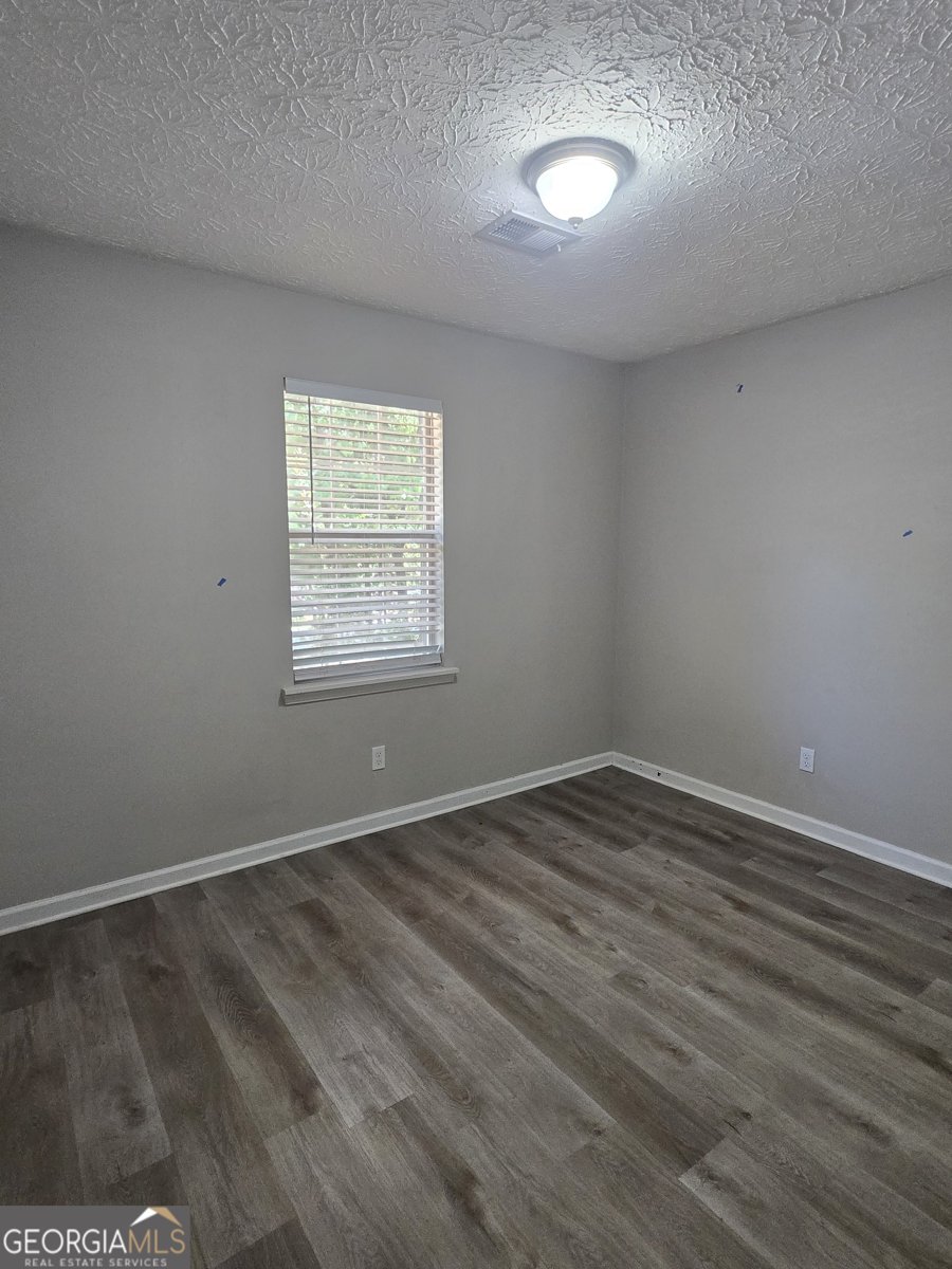125 Country Woods Drive Covington - Photo 7