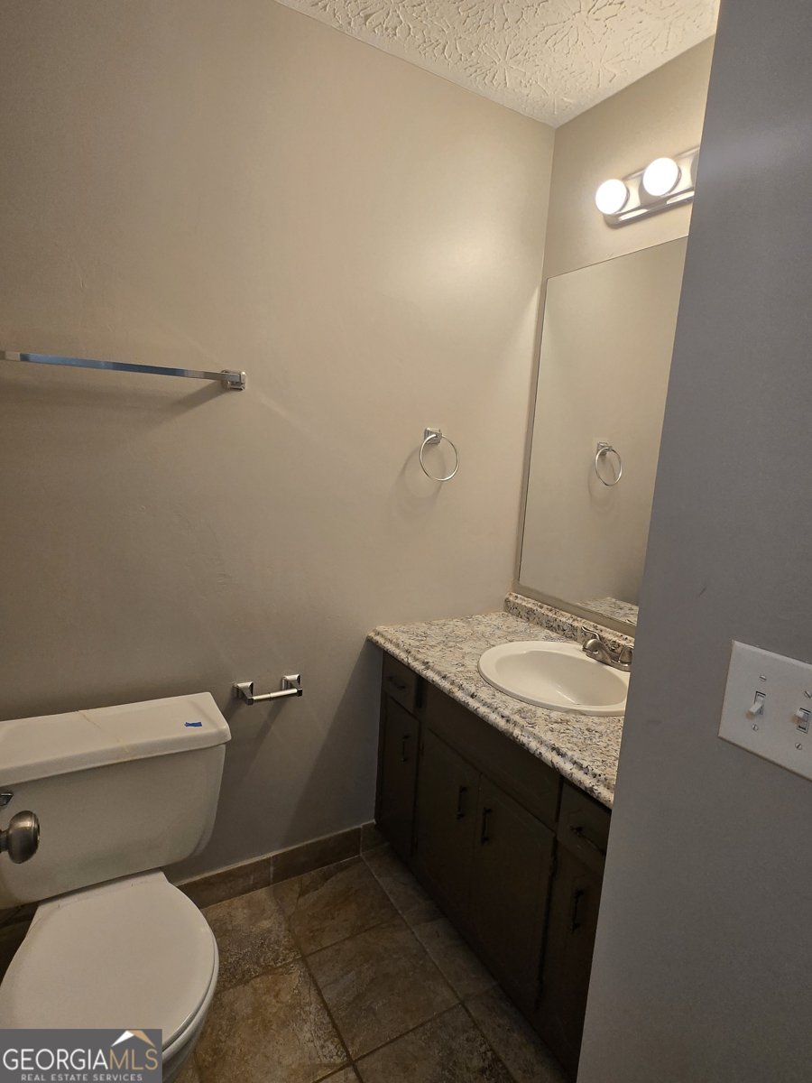 125 Country Woods Drive Covington - Photo 8