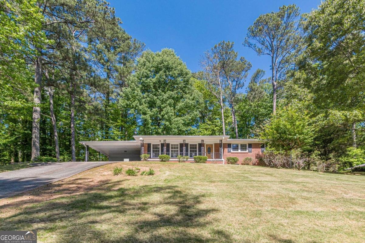3483 Scenic Drive East Point - main photo