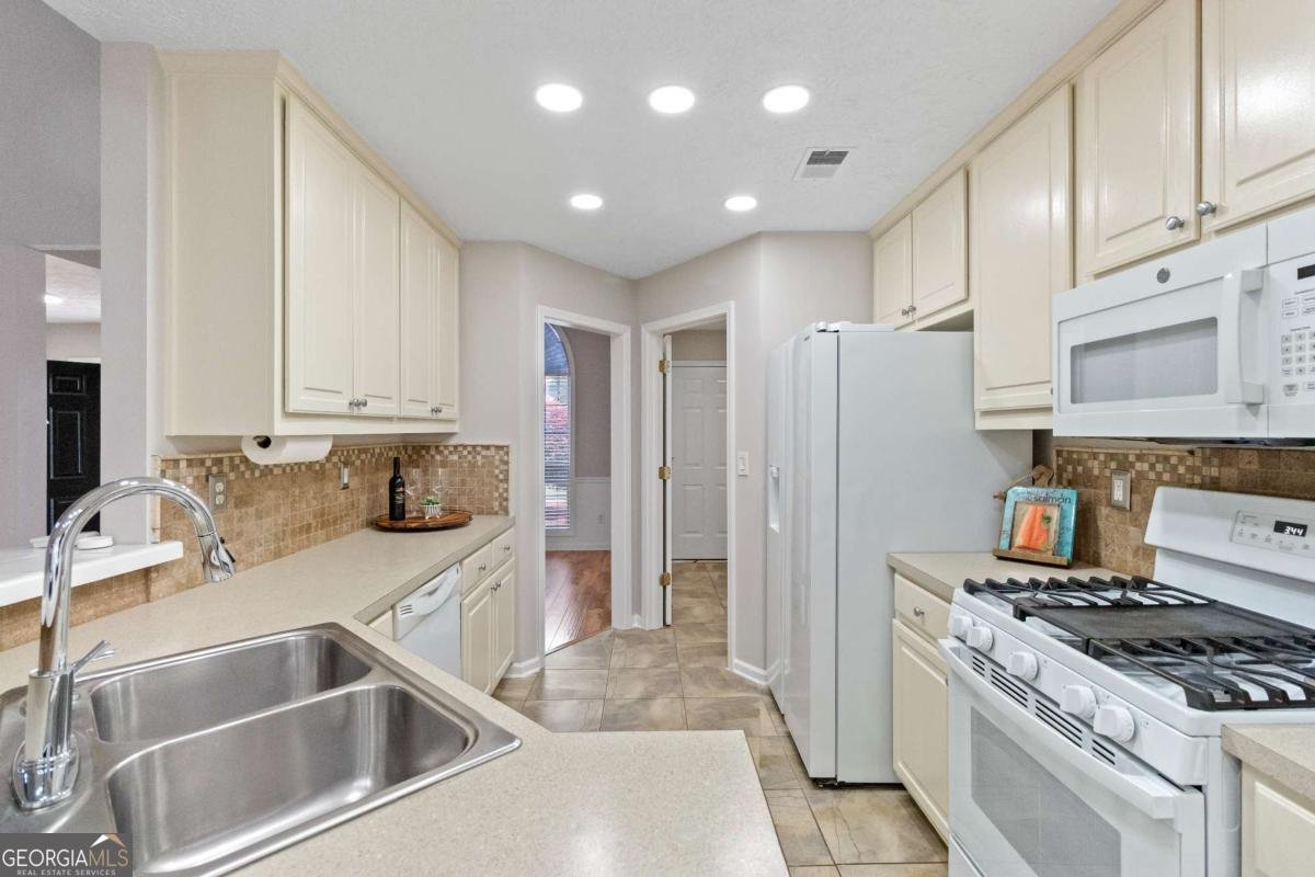 105 Grayview Court Grayson - Photo 13