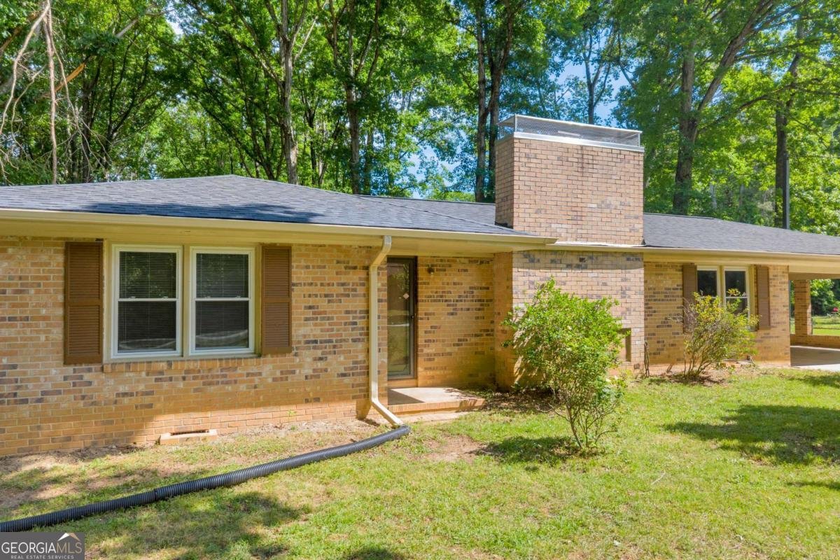644 Virginia Lane Hull - main photo