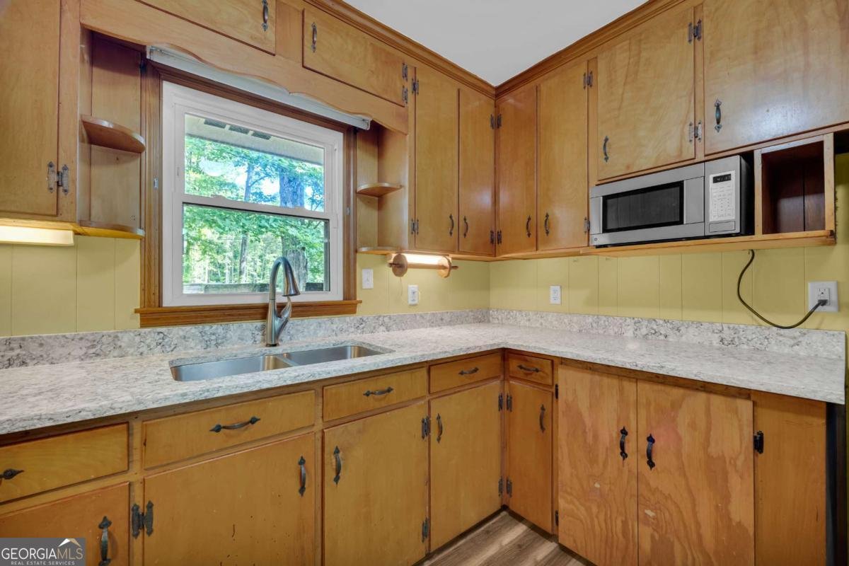 644 Virginia Lane Hull - Photo 14