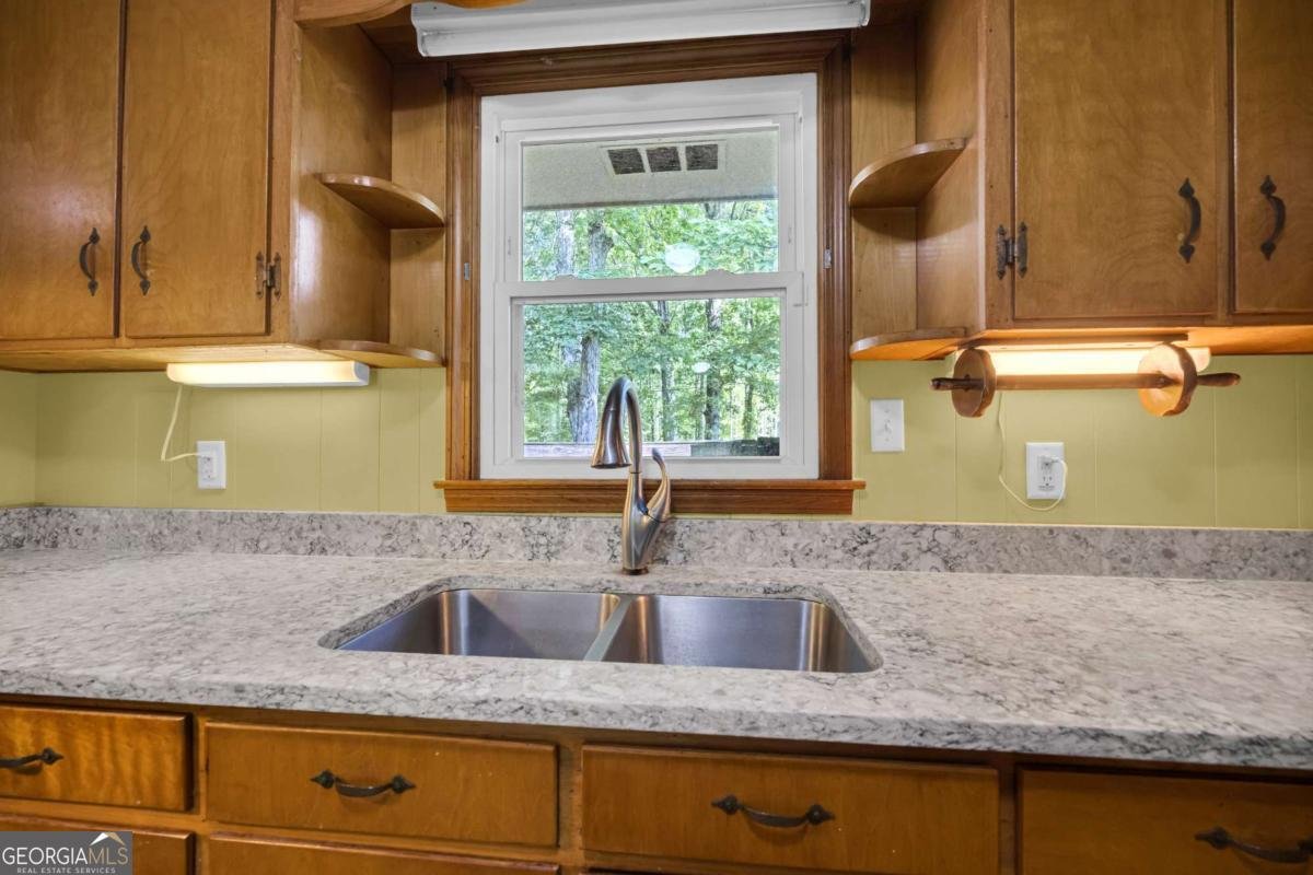 644 Virginia Lane Hull - Photo 15