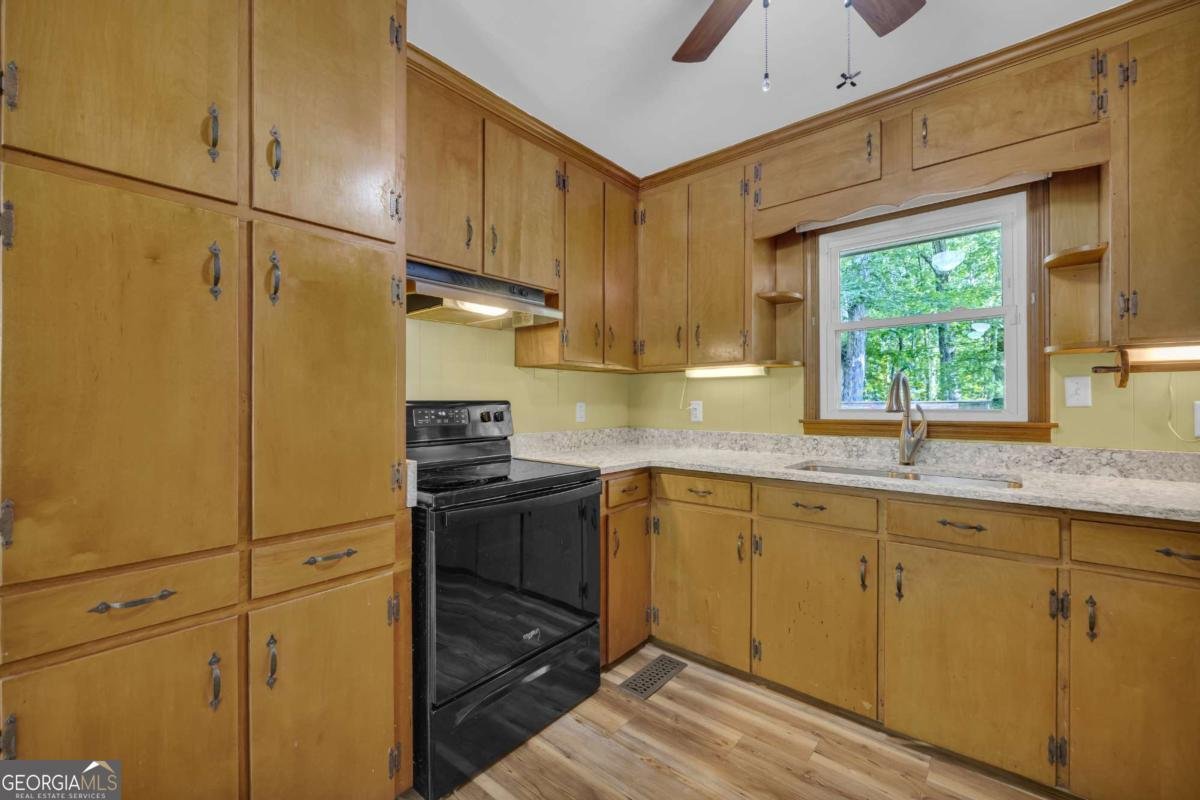 644 Virginia Lane Hull - Photo 18