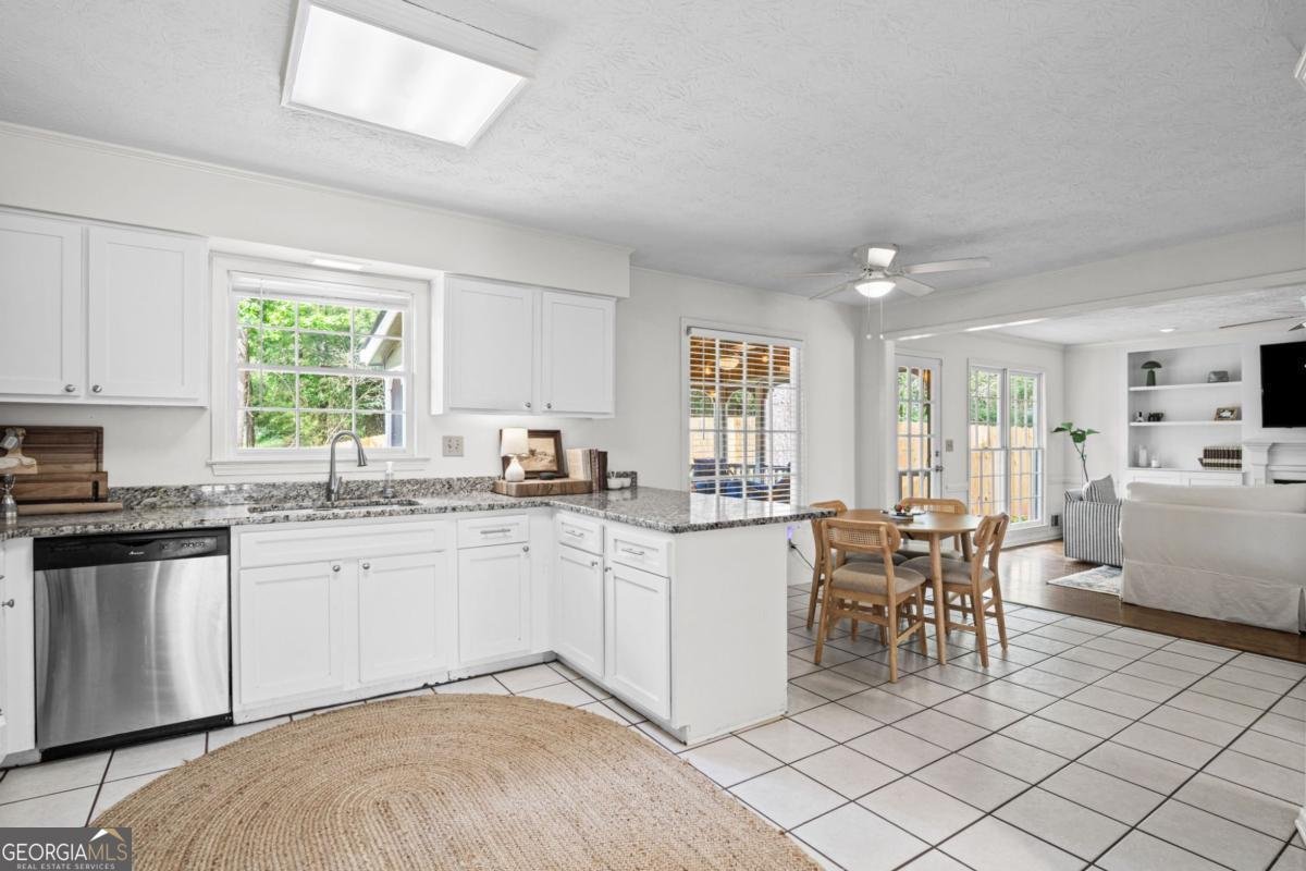 994 Coach House Drive Tucker - Photo 19
