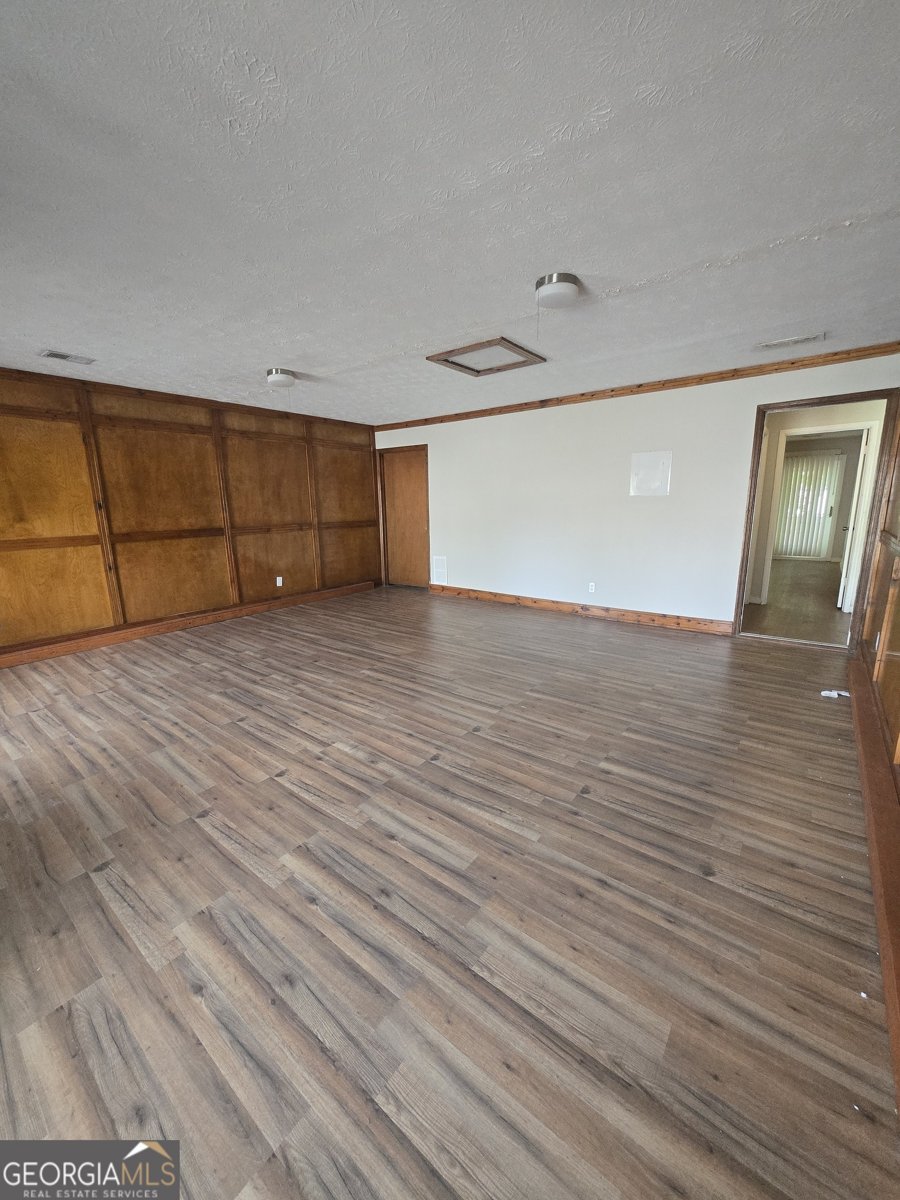 8119 Taylor Road Riverdale - Photo 6