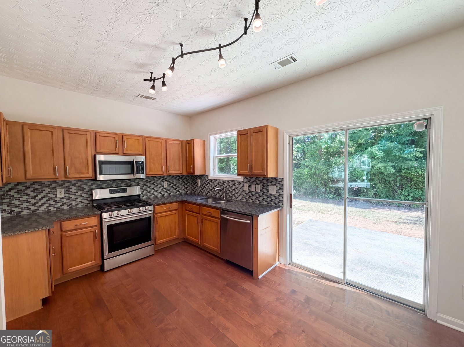 603 Marsh Lake Road Lawrenceville - Photo 8