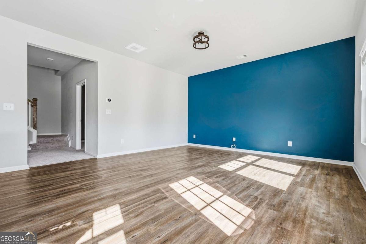 2114 Prichard Park Drive Kennesaw - Photo 6