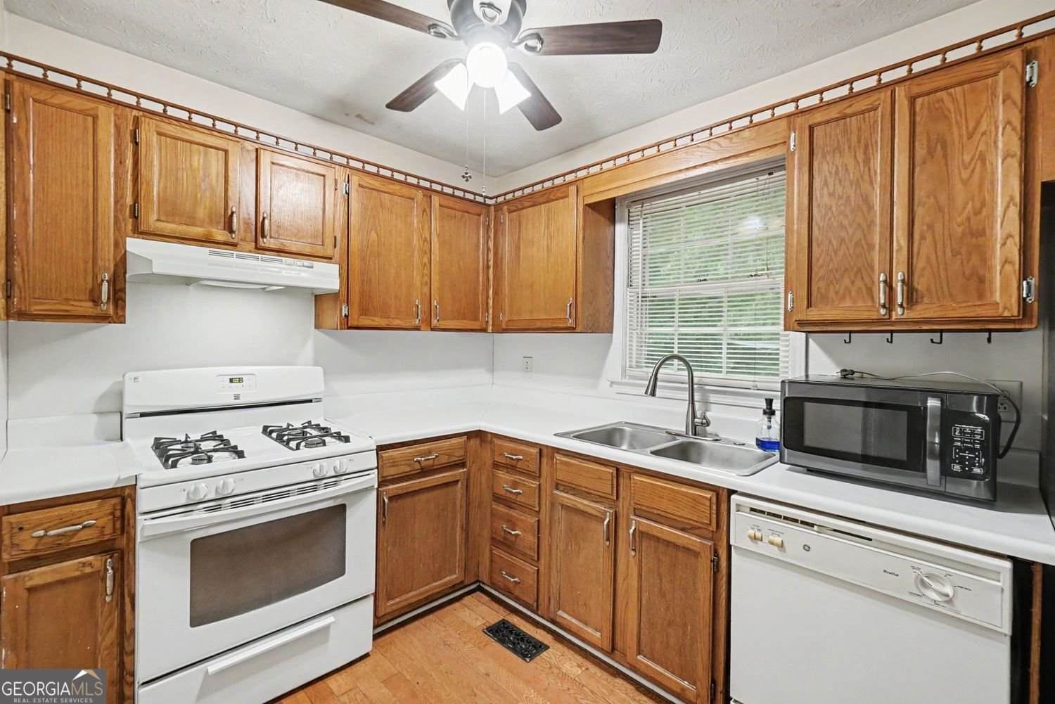 176 Deerfield Drive Hiram - Photo 7