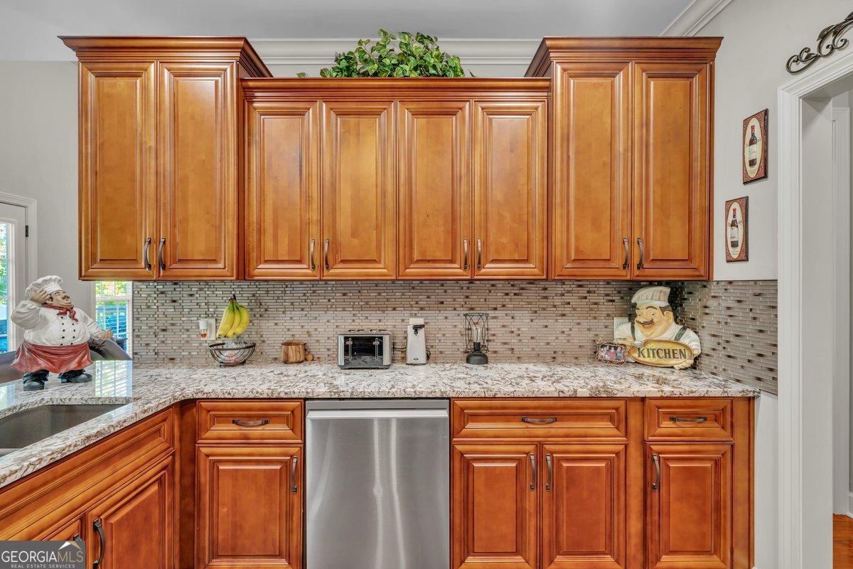 2594 Lassiter Road Forsyth - Photo 9