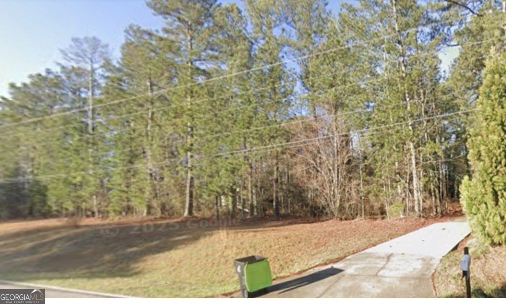 221 Oak Grove Road McDonough - main photo