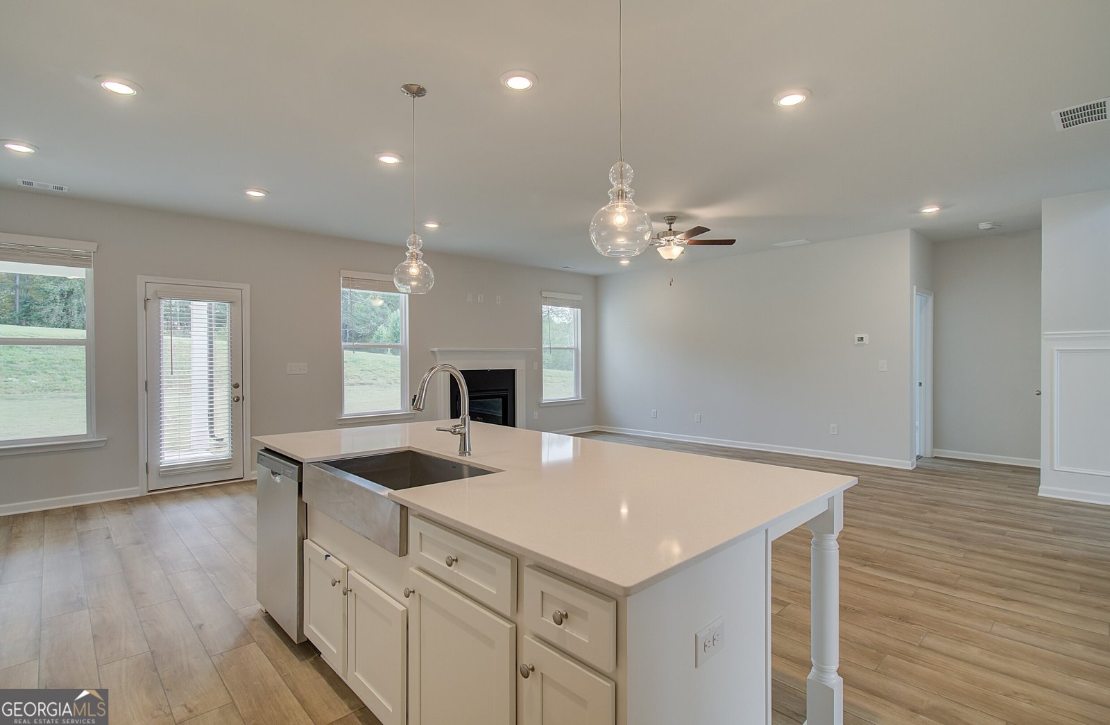 405 Sheridan Drive Stockbridge - Photo 18