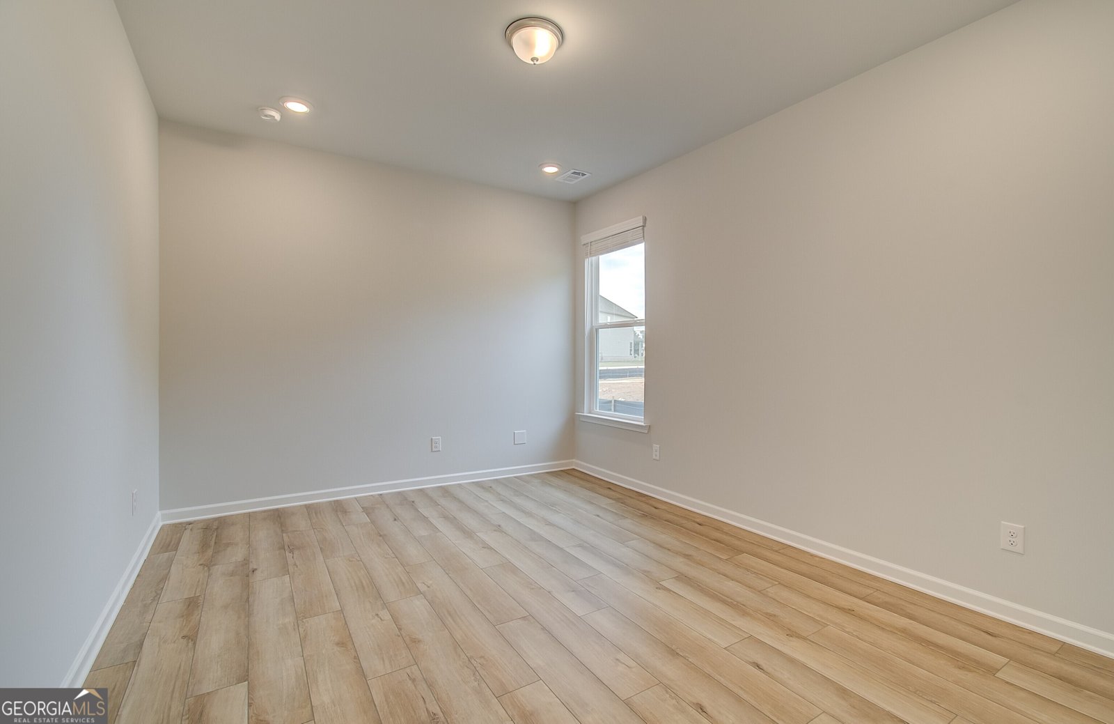 405 Sheridan Drive Stockbridge - Photo 20