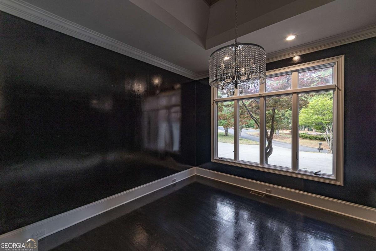 1483 Jones Road Roswell - Photo 10