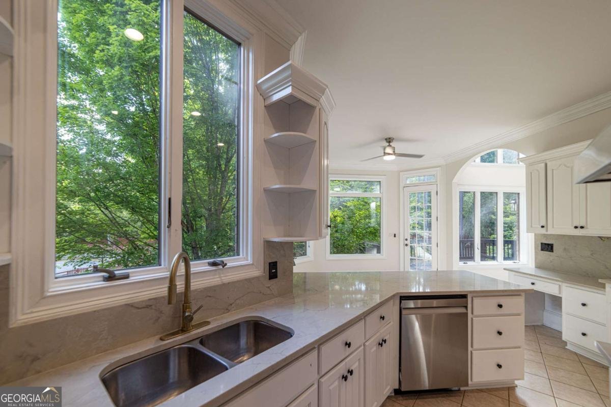 1483 Jones Road Roswell - Photo 16