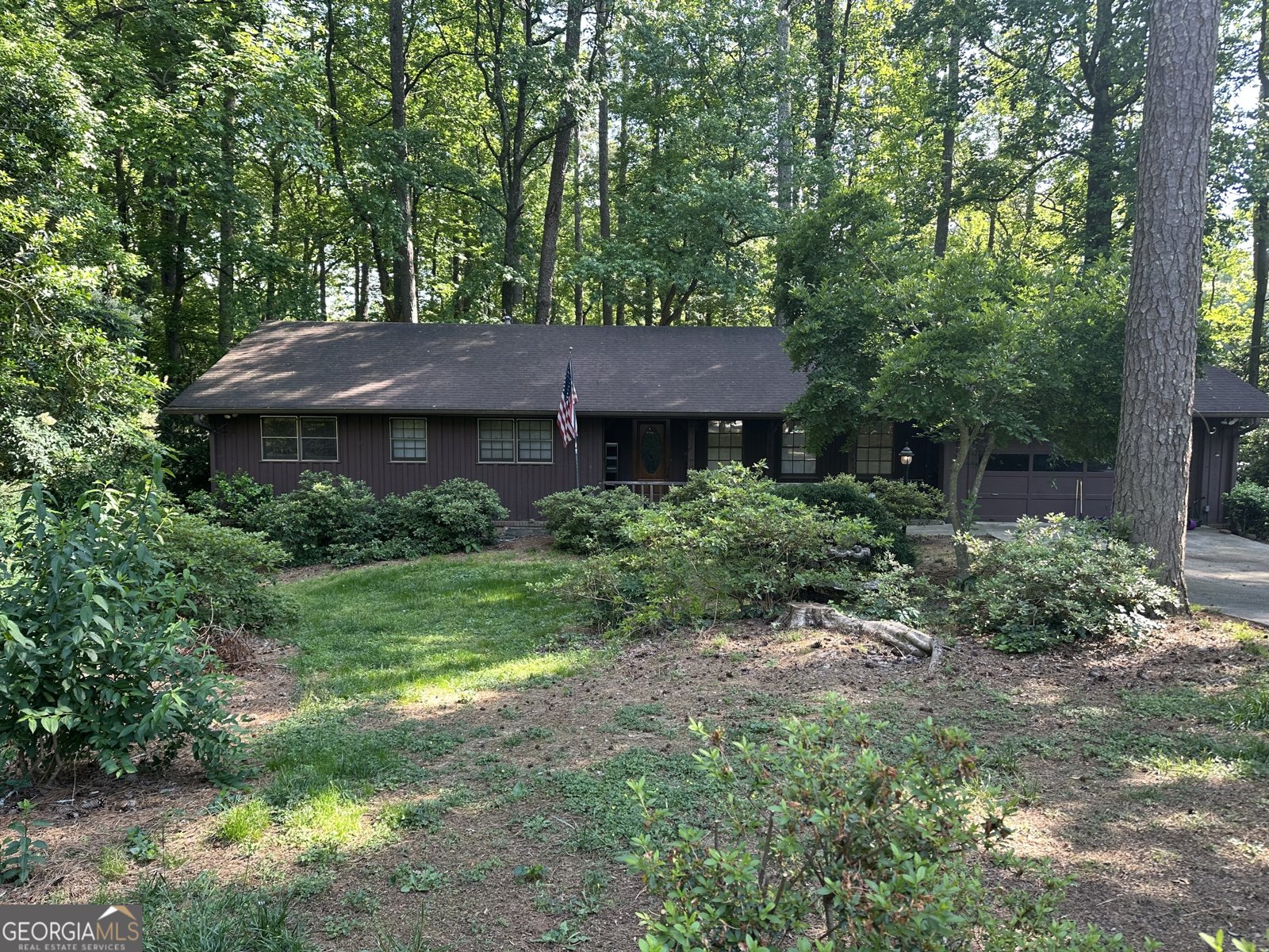 597 Beth Court Lilburn - main photo