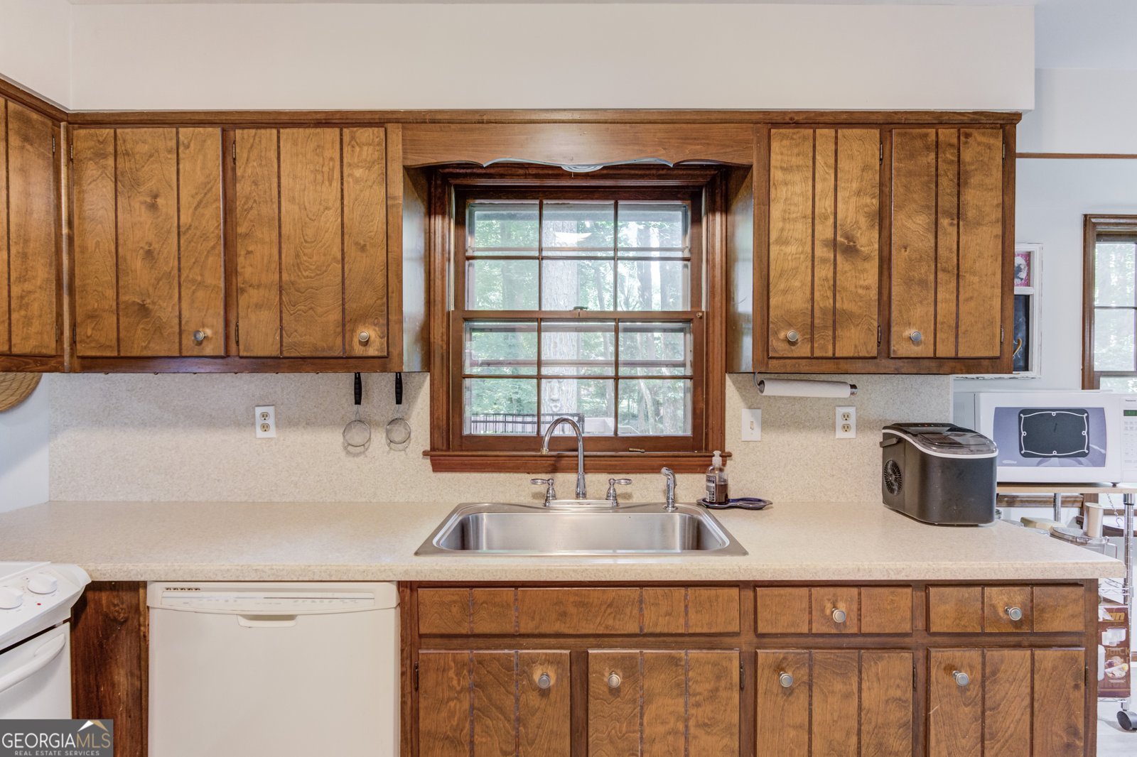 597 Beth Court Lilburn - Photo 12