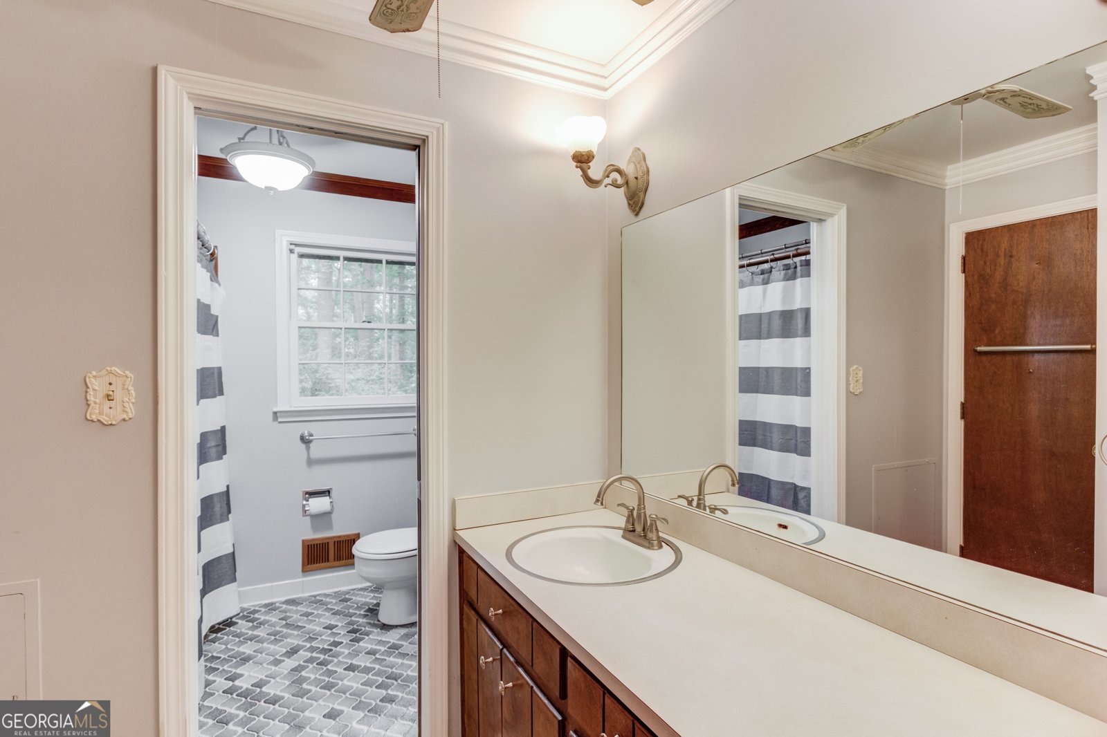 597 Beth Court Lilburn - Photo 19