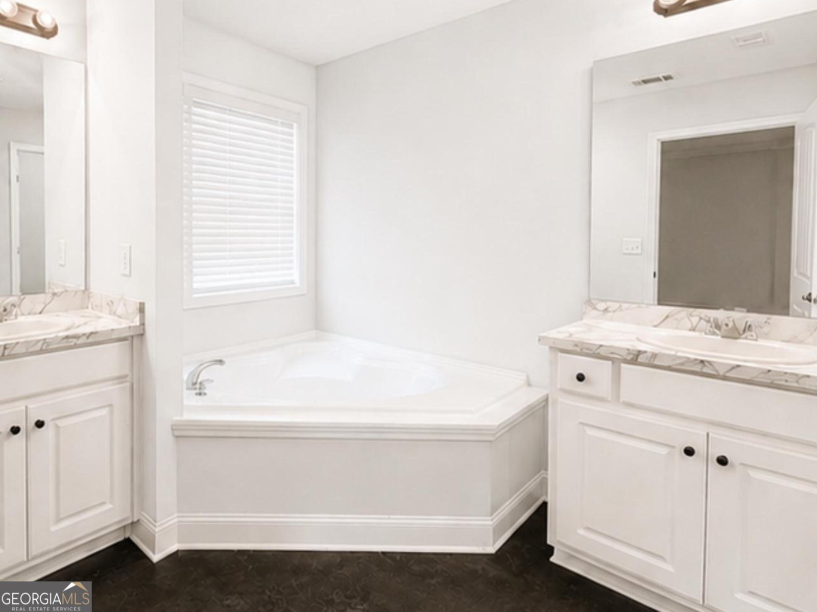 239 First Street Statham - Photo 9