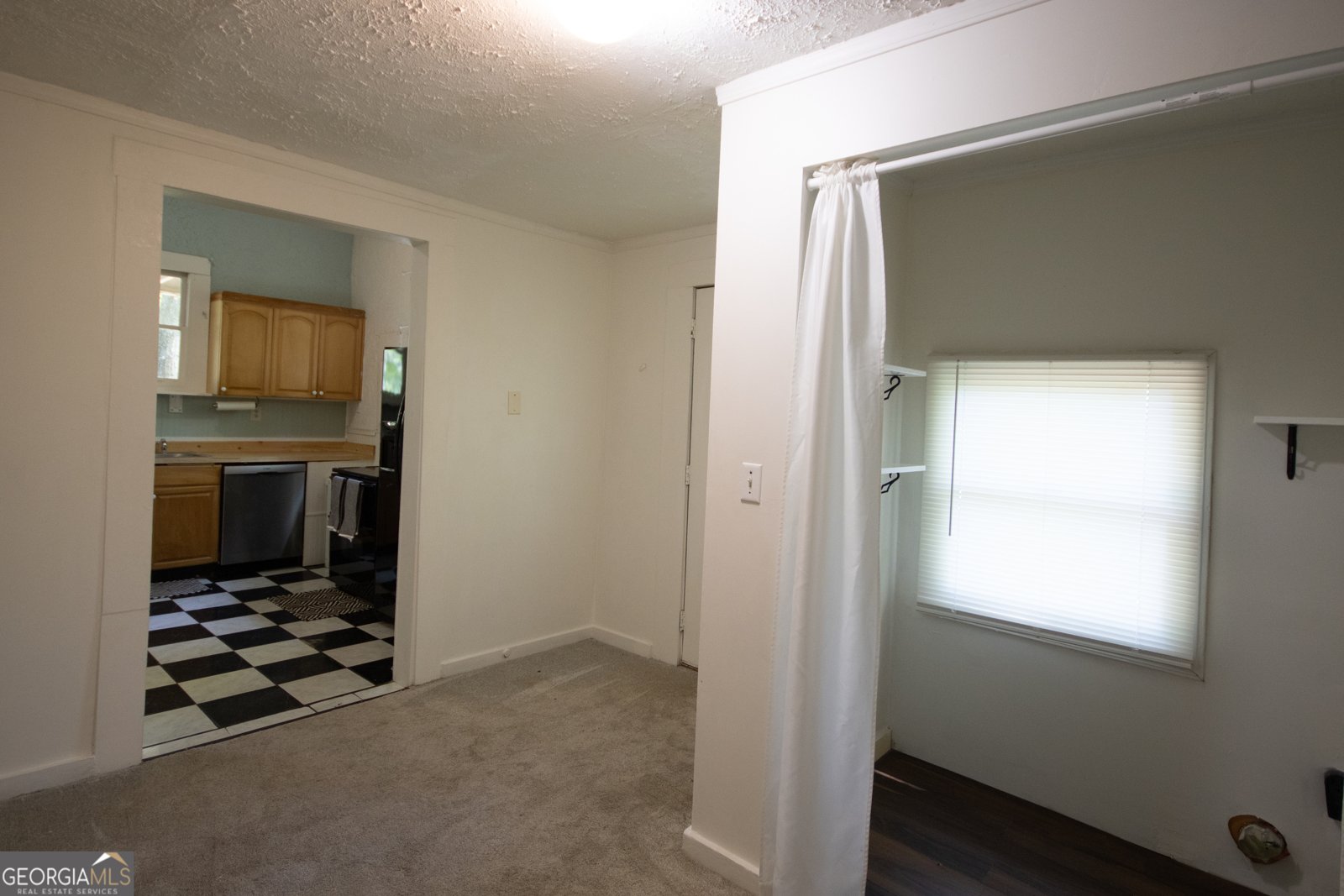 285 E Main St Forsyth - Photo 14
