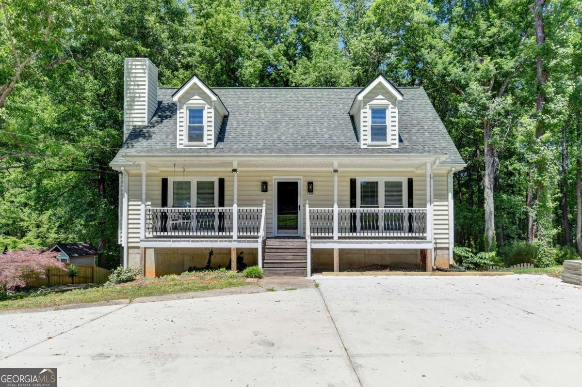 1530 Plunketts Road Buford - main photo