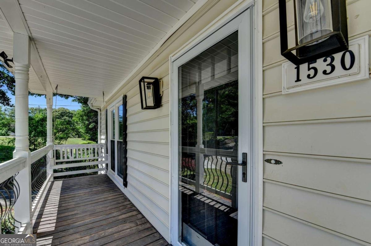 1530 Plunketts Road Buford - Photo 11