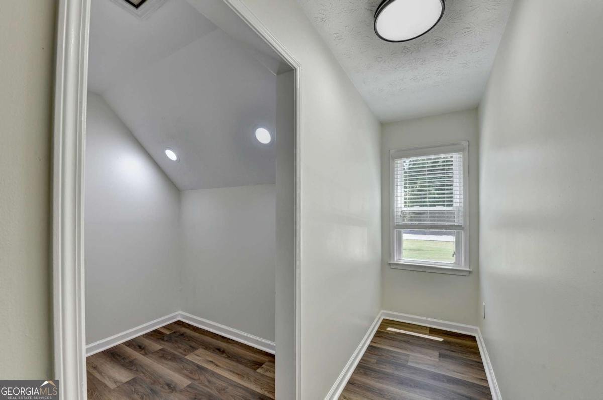 1530 Plunketts Road Buford - Photo 46