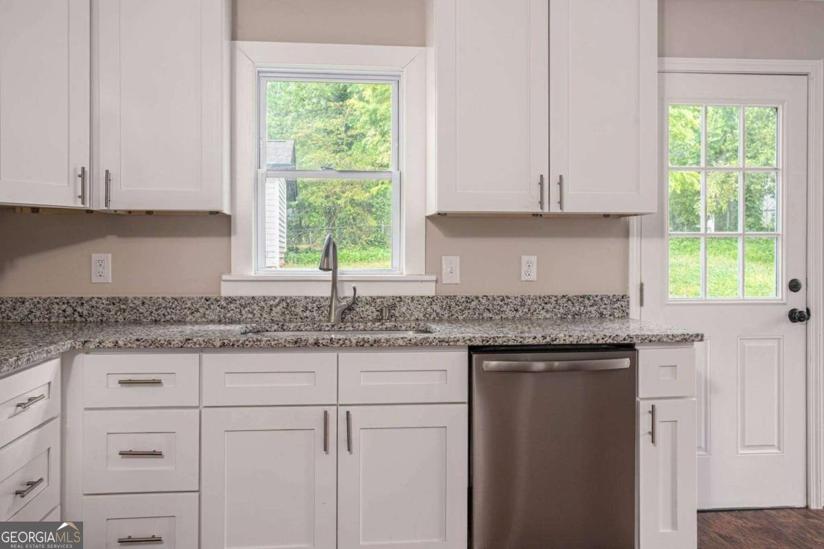 56 Dempsey Drive Lawrenceville - Photo 14