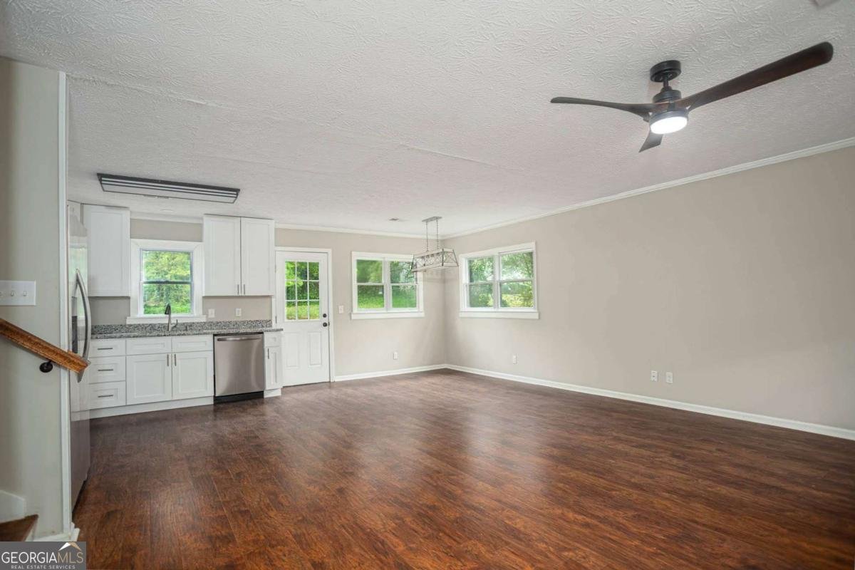56 Dempsey Drive Lawrenceville - Photo 7