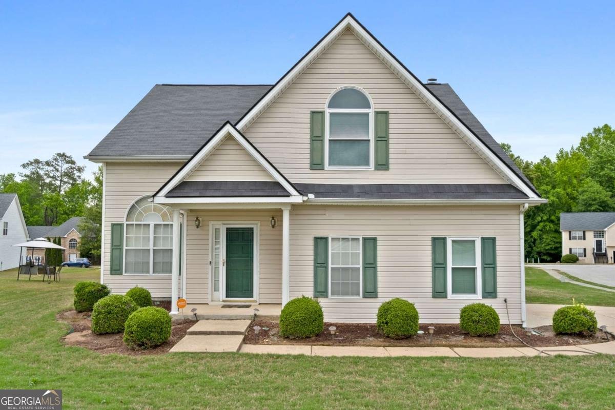 350 Yellow River Lane Conyers - main photo