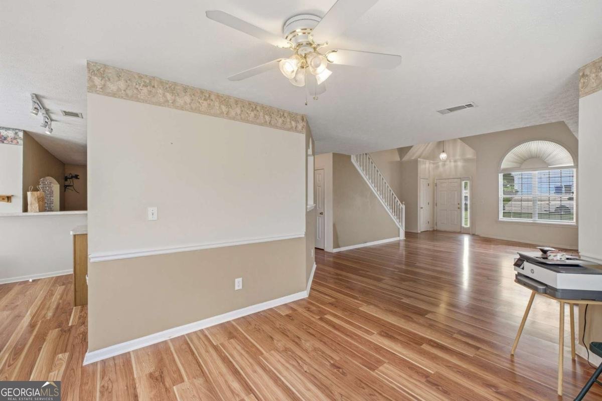 350 Yellow River Lane Conyers - Photo 9