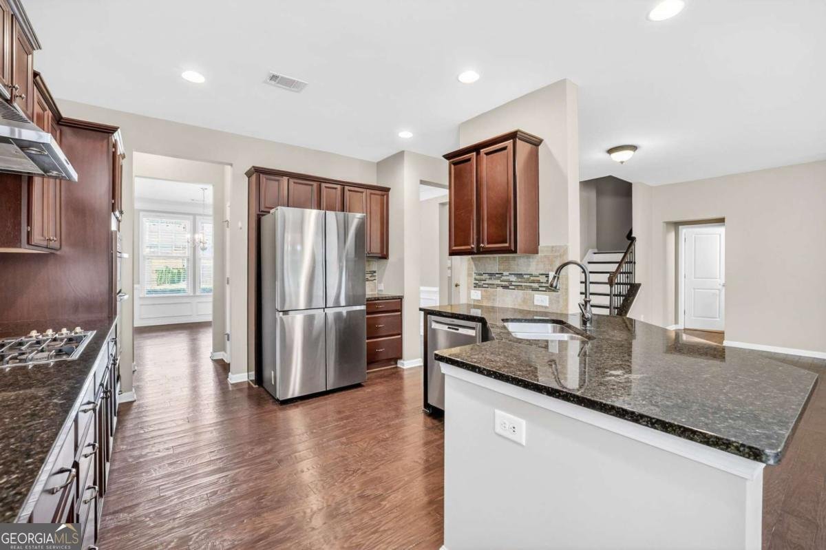 1090 Krobot Way Alpharetta - Photo 7