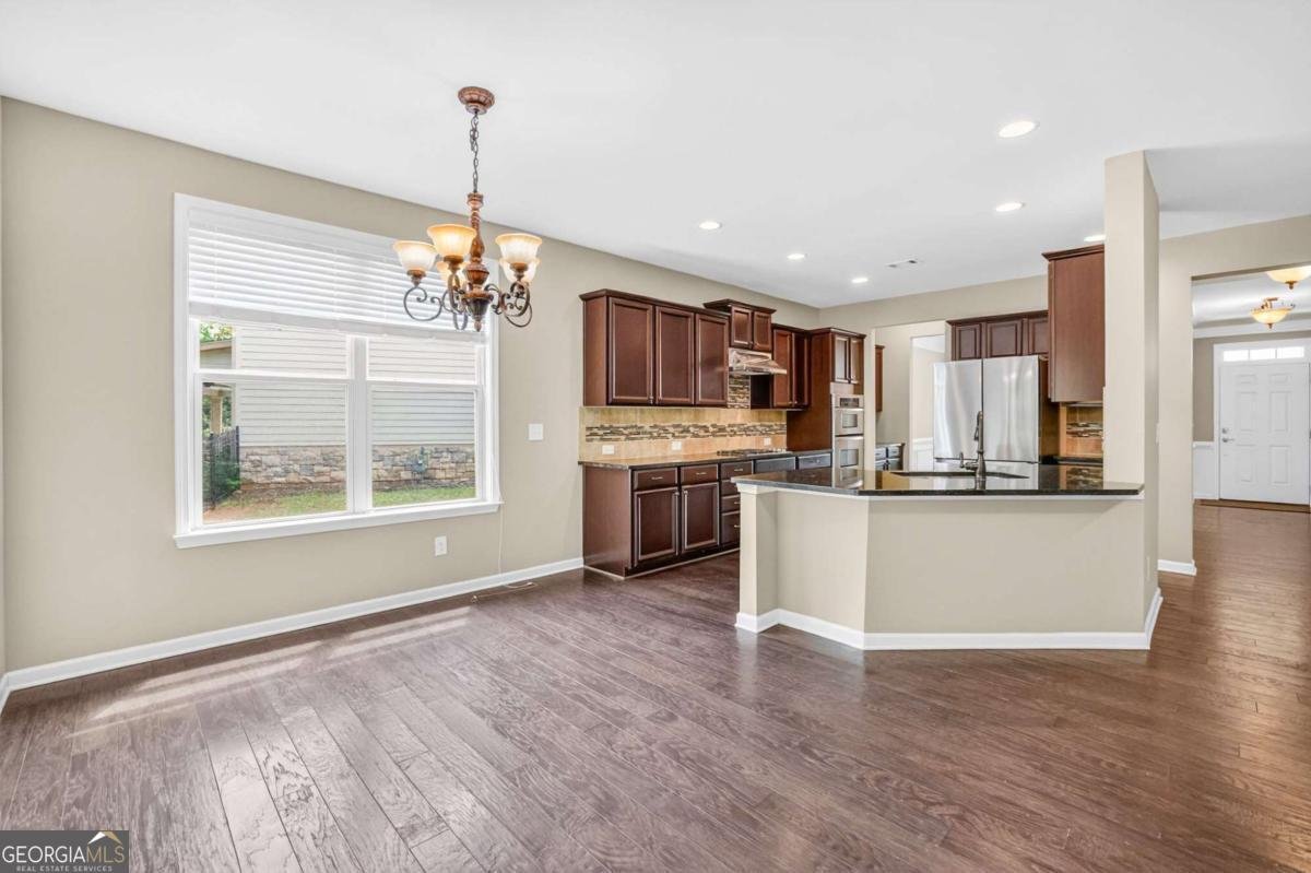 1090 Krobot Way Alpharetta - Photo 8