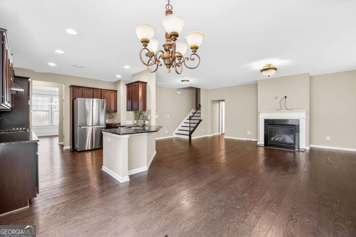 1090 Krobot Way Alpharetta - Photo 9
