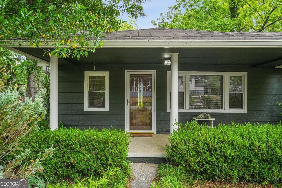 1084 Edie Avenue Atlanta - main photo