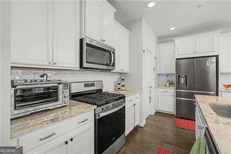 1066 Lawanna Drive Marietta - Photo 11