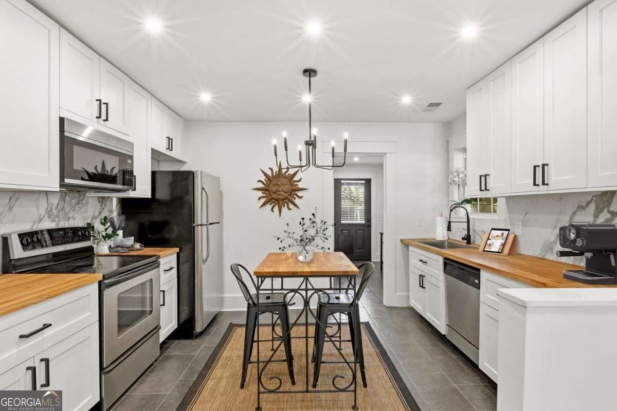 737 Matilda Place Atlanta - Photo 12