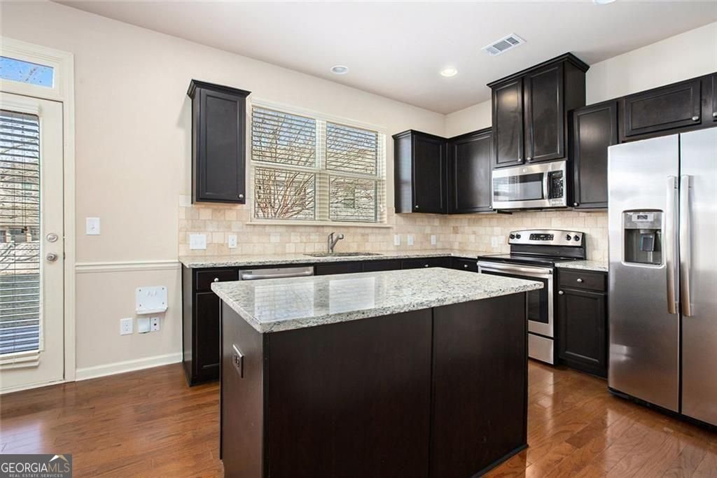2426 Bellyard Drive Buford - Photo 10