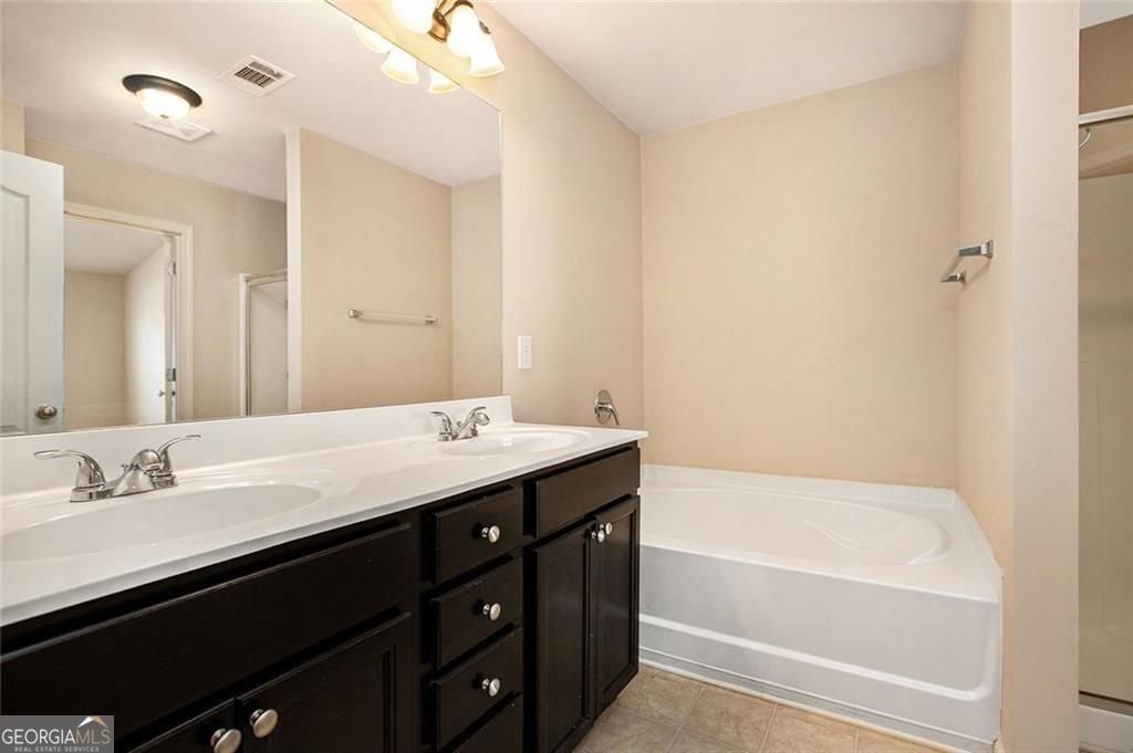 2426 Bellyard Drive Buford - Photo 19