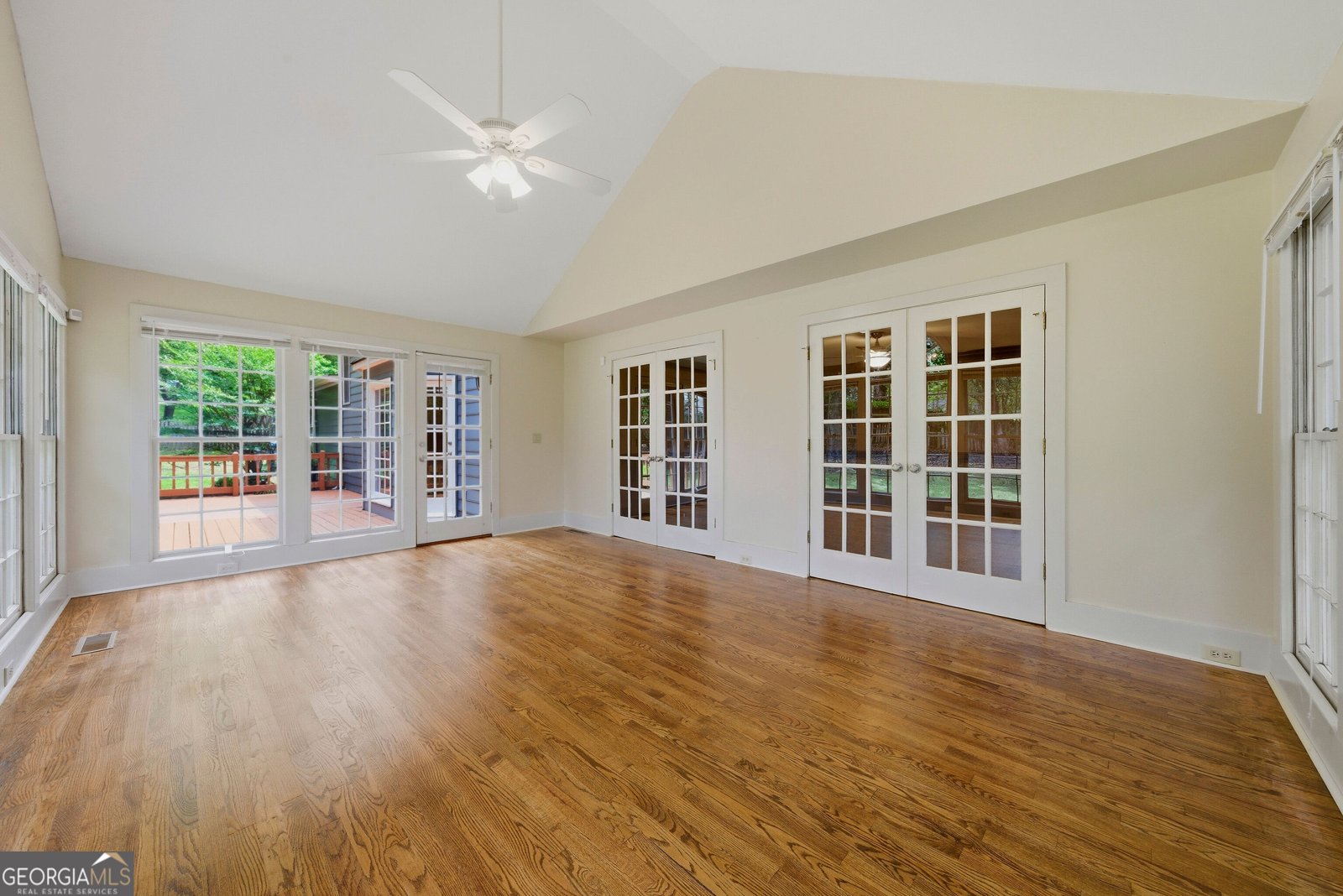 100 Lakemont Circle Fayetteville - Photo 17