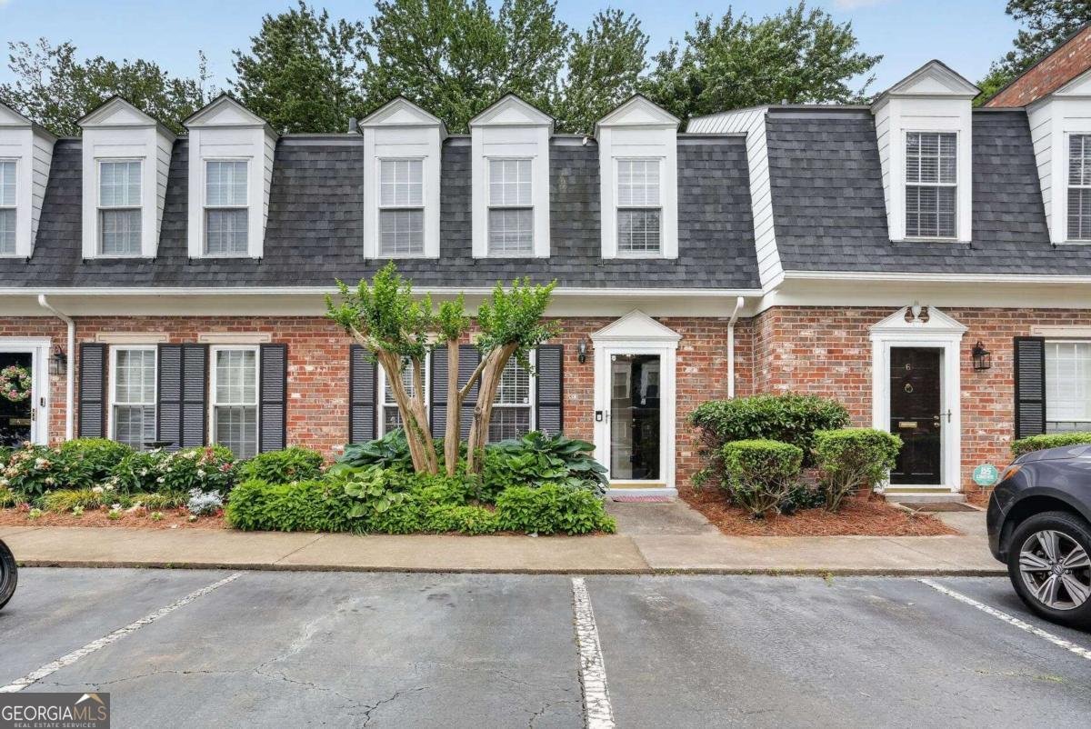 5 Spinning House Place Atlanta - main photo